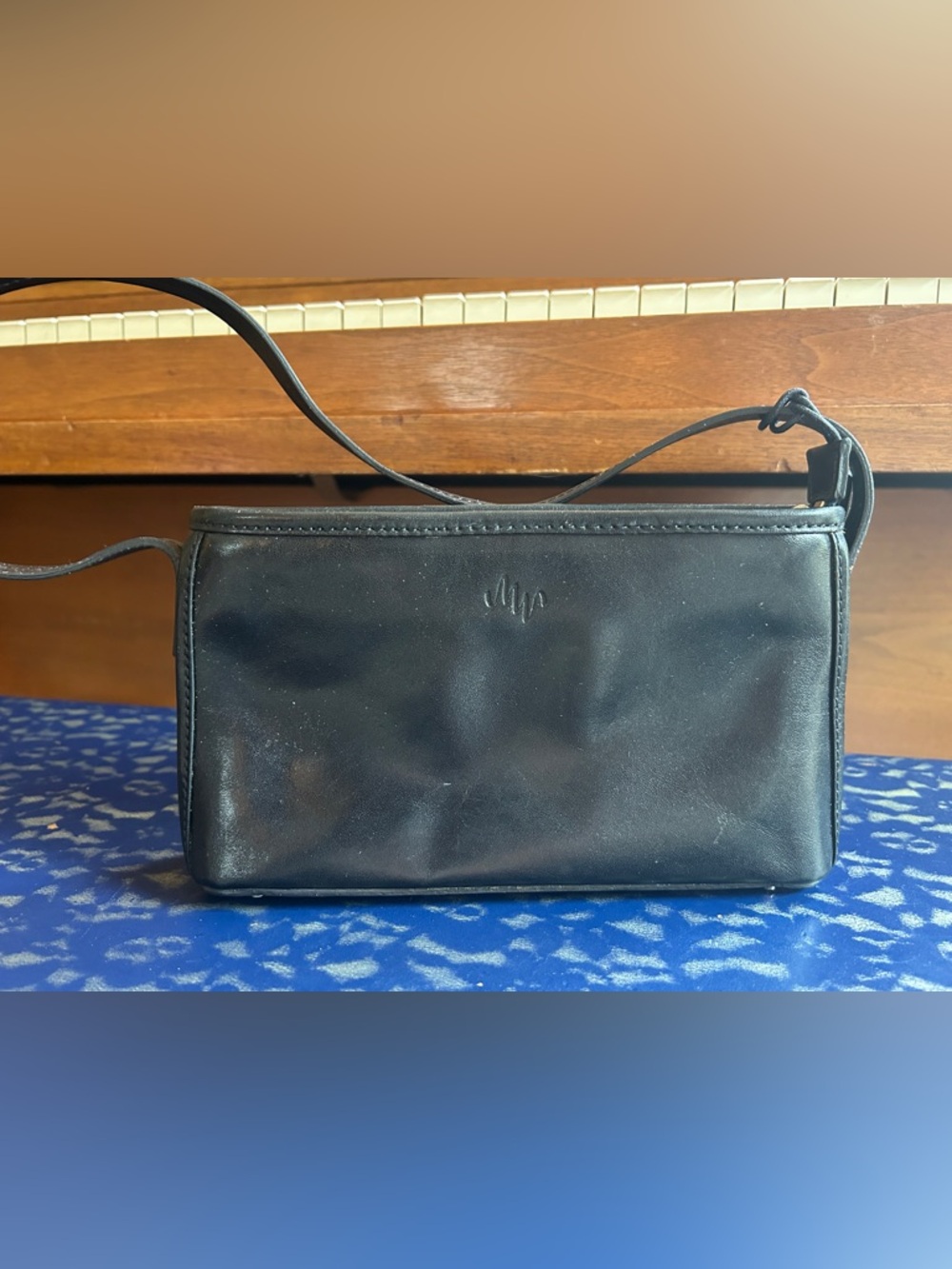 MONSAC Original VINTAGE Black Shiny LEATHER Shoulder Clutch Handbag  sz S Small
